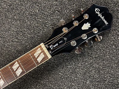 Epiphone Humingbird Solid Top Acoustic-Electric Guitar