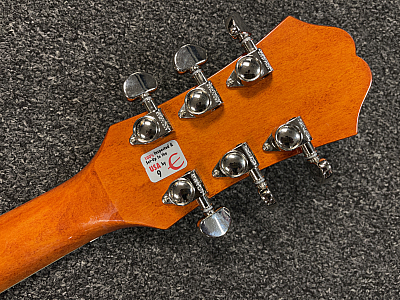 Epiphone Humingbird Solid Top Acoustic-Electric Guitar