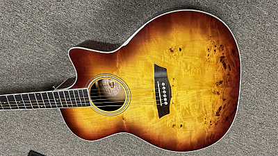 Washburn Deep Forest Burl ACE Acoustic-Electric Guitar Amber Fade