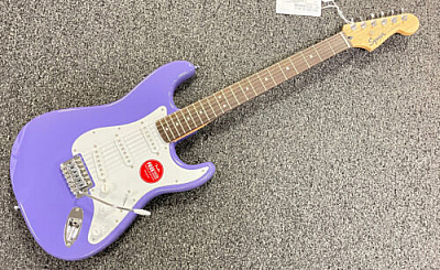 Squier Sonic® Stratocaster®, Laurel Fingerboard, White Pickguard, Ultraviolet