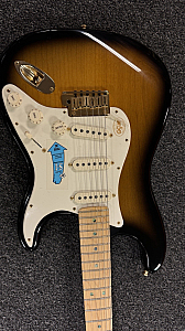 Fender 50th Anniversary American Deluxe Stratocaster 2004 With OHSC. Mint