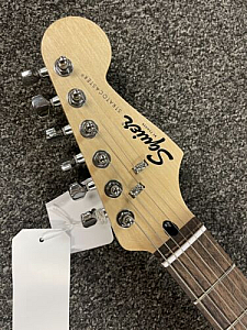 Squier Bullet Strat HT - BSB w/ Laurel Fingerboard